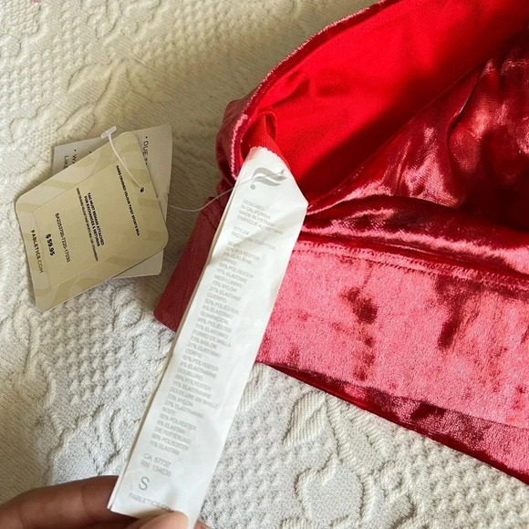 Fabletics Oasis Crushed Velour bra Size small - Picture 10 of 10